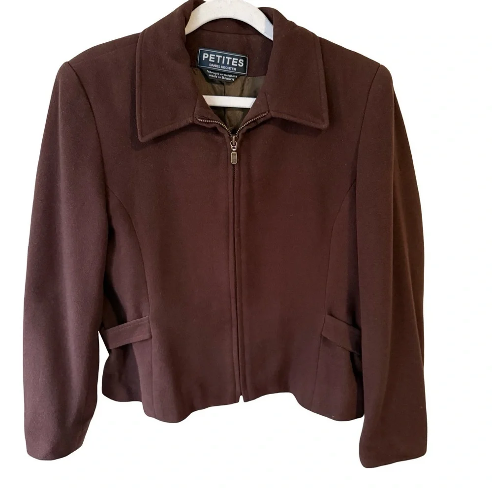 Daniel Hechter Vintage Dark Brown Wool Women's Blazer Size 4P Minimalist Winter - Picture 2 of 16